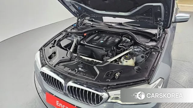 BMW 5 Series (G30) id 3055638 из Кореи 16