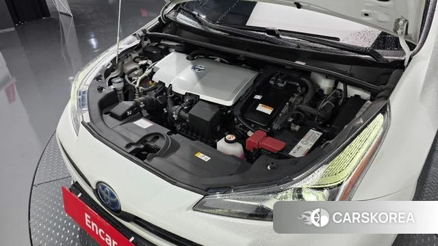 Toyota Prius 4th Generation id 4309668 из Кореи 28