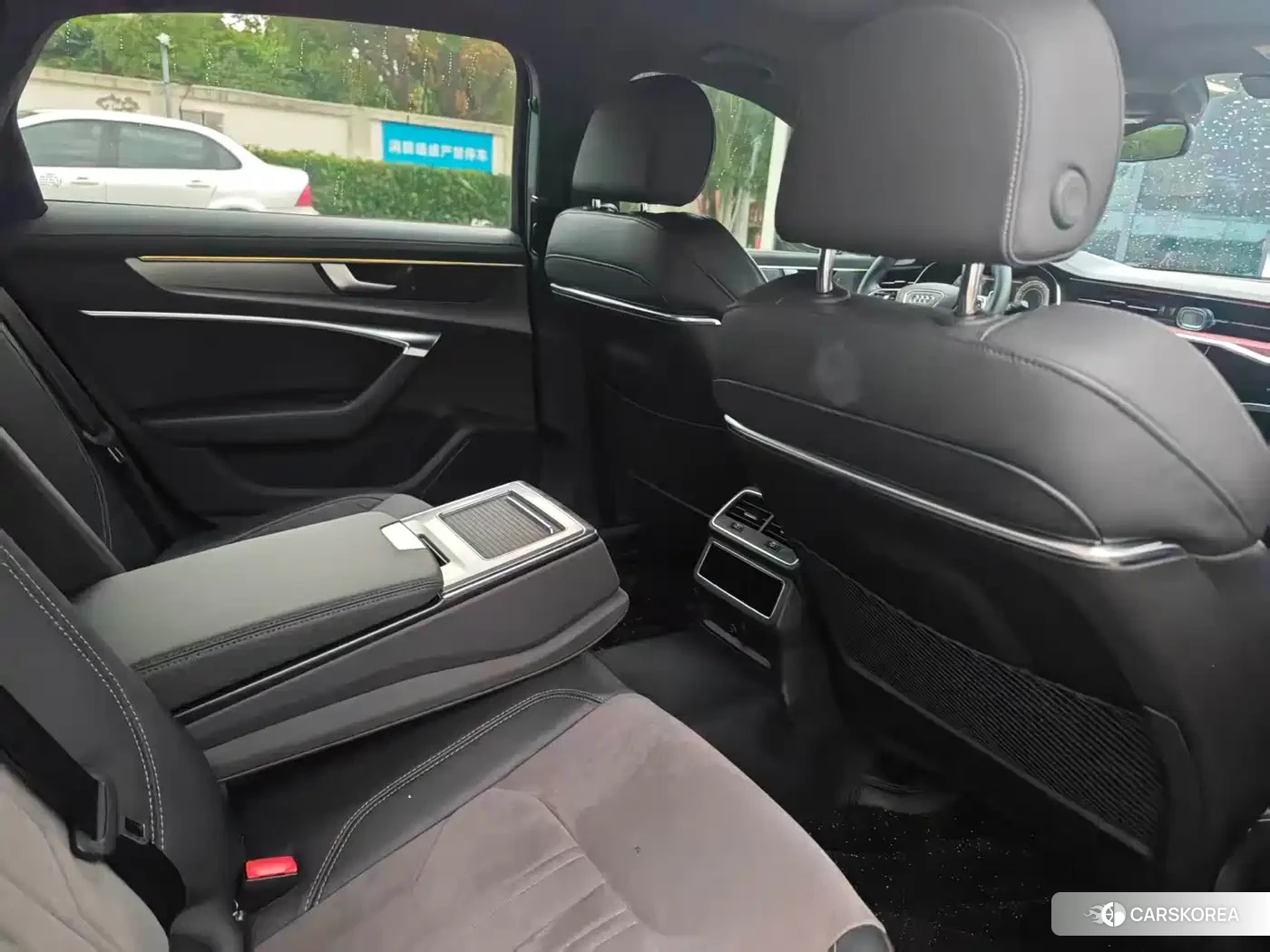 Audi A6L id 4628166 из Китая 11