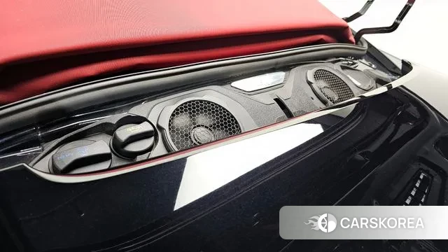 Porsche 911(992) id 3686869 из Кореи 16