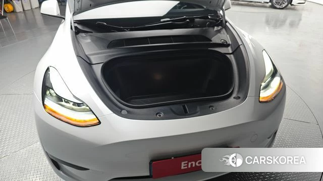 Tesla Model Y id 4360379 из Кореи 26