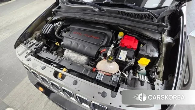 Jeep Renegade id 3621441 из Кореи 16