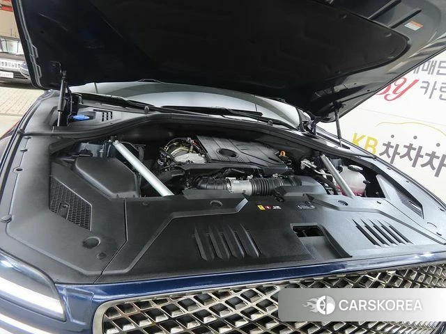 Genesis GV70 id 4600027 из Кореи 16
