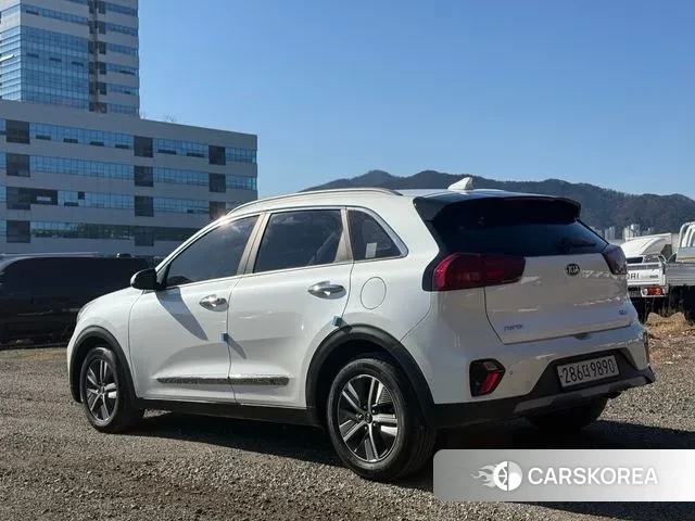 Kia The New Niro id 3514083 из Кореи 16