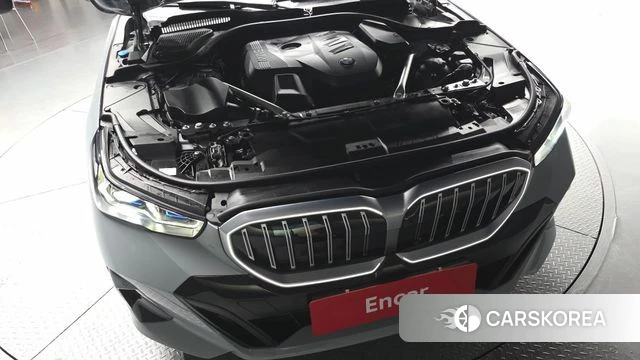 BMW 5 Series (G60) id 4607912 из Кореи 31