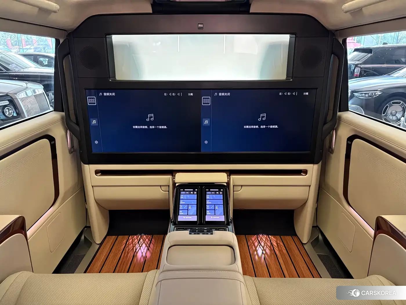 Lexus LM id 4577501 из Китая 23