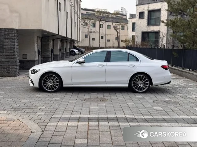 Mercedes-Benz E-Class W213 id 3606634 из Кореи 15