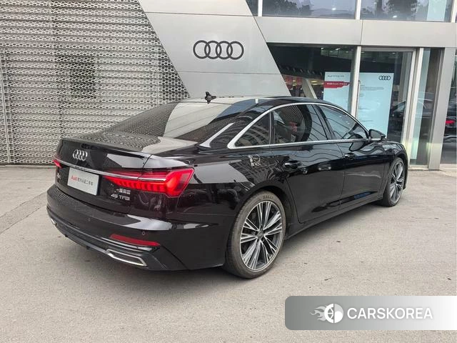 Audi A6L id 4275943 из Китая 7