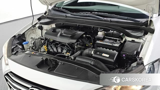 Hyundai Avante AD id 4620520 из Кореи 26
