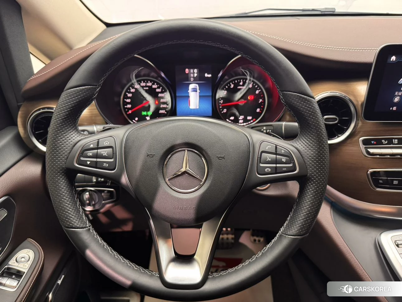 Mercedes-Benz V-class id 4405882 из Китая 22