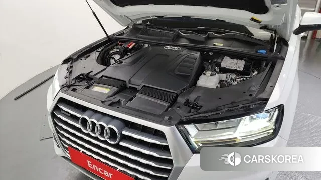 Audi Q7 (4M) id 3479872 из Кореи 16