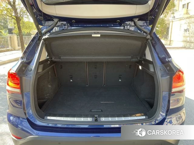 BMW X1 id 3858022 из Китая 24