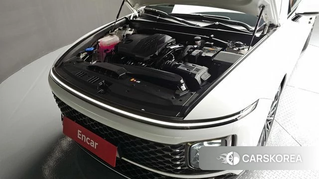 Hyundai Grandeur (GN7) id 3858522 из Кореи 16