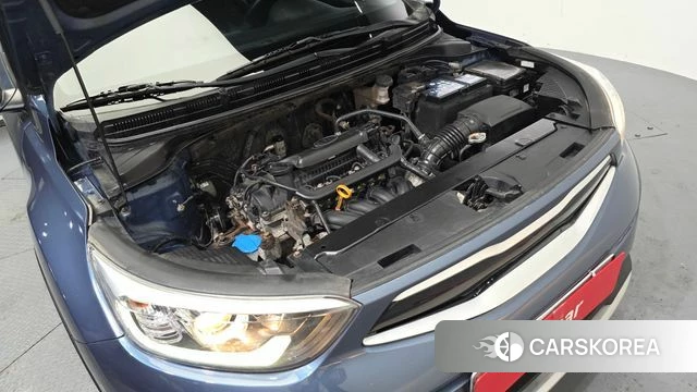 Kia Stonic id 4620689 из Кореи 16