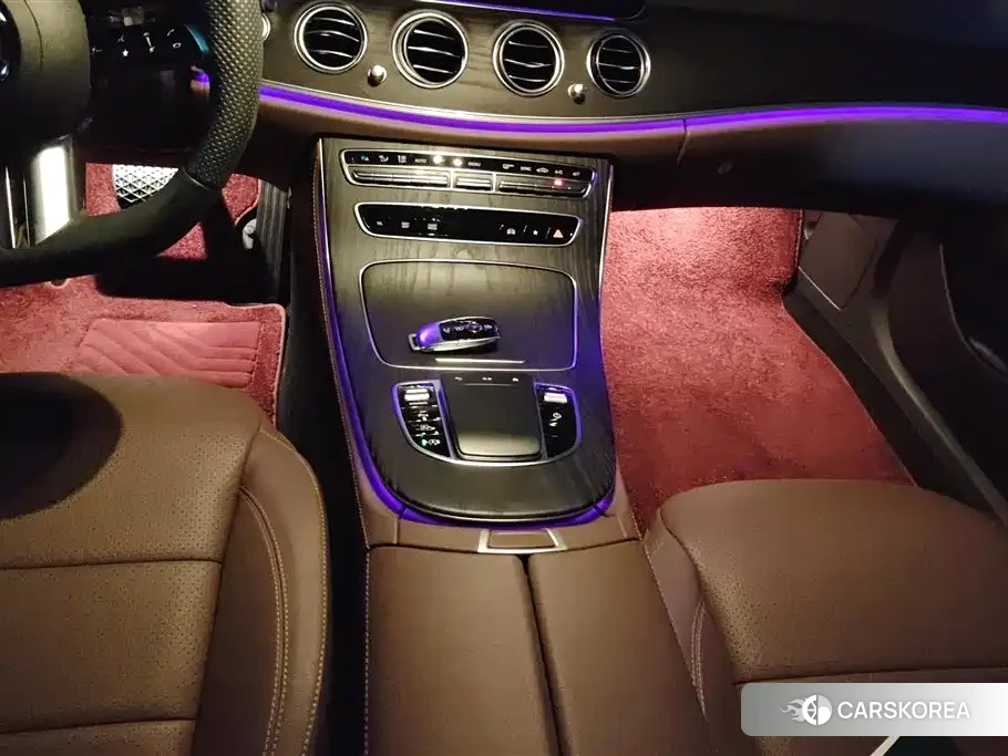 Mercedes-Benz E-Class id 4547456 из Китая 12
