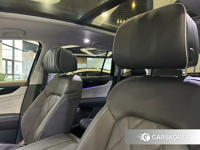 Volkswagen Tourang id 4211236 из Китая 32