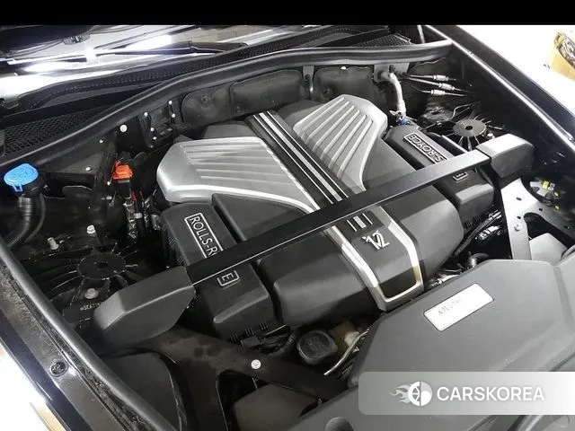 Rolls-Royce Phantom id 3707804 из Кореи 16