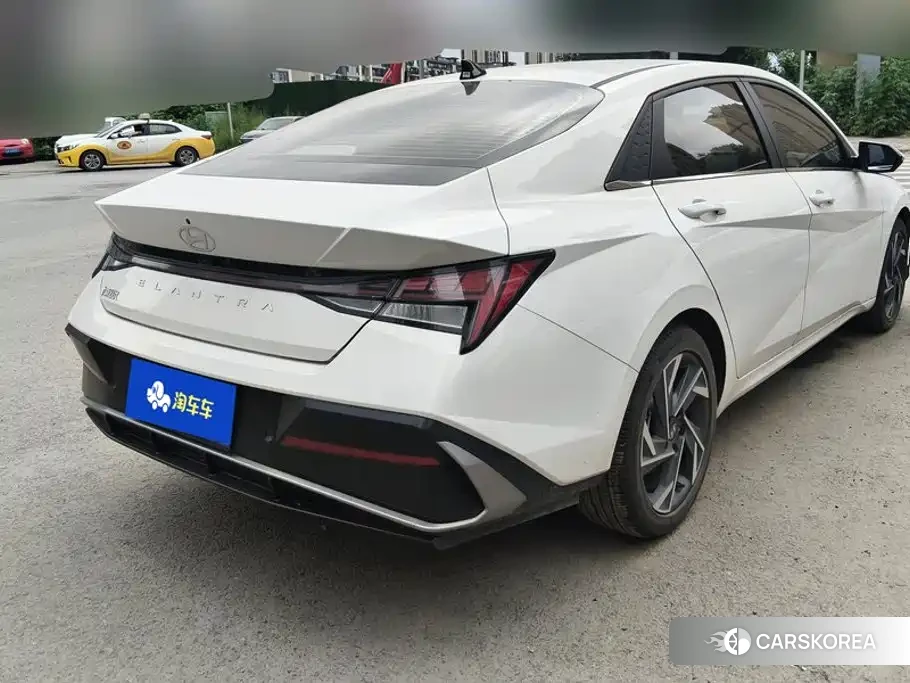 Hyundai Elantra id 4674515 из Китая 12