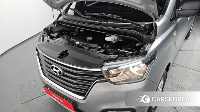 Hyundai The New Grand Starex id 3860859 из Кореи 16