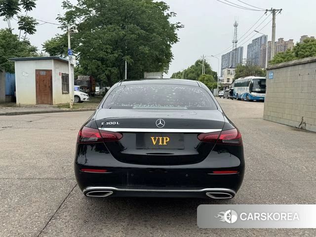 Mercedes-Benz E-class id 4306909 из Китая 12