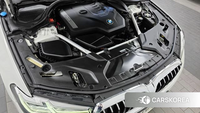 BMW 5 Series (G30) id 4784418 из Кореи 29
