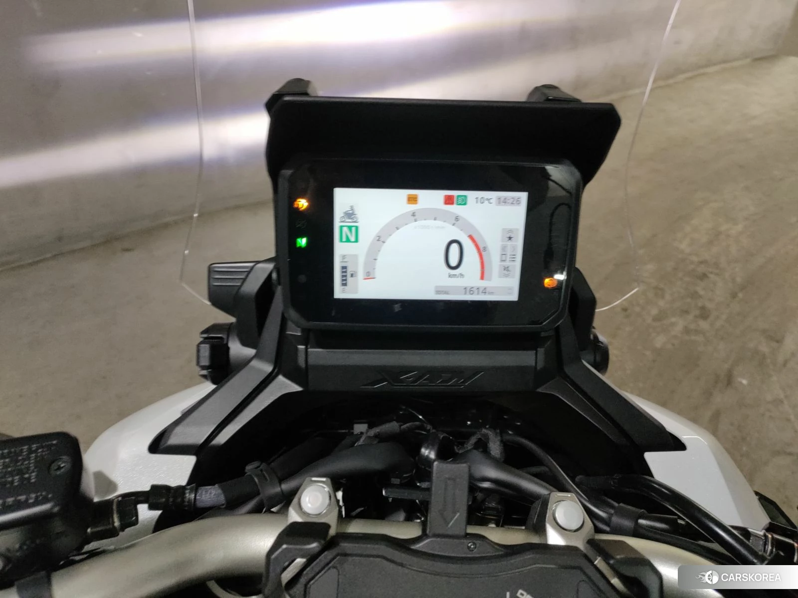 Honda X-ADV 750 id 3948438 из Японии 6