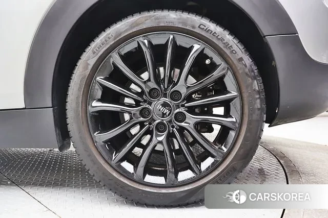 Mini Cooper Clubman id 3739863 из Кореи 16