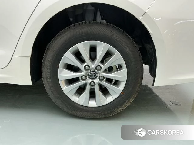 Toyota Corolla id 4279318 из Китая 16