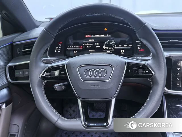 Audi A7L id 4198868 из Китая 14