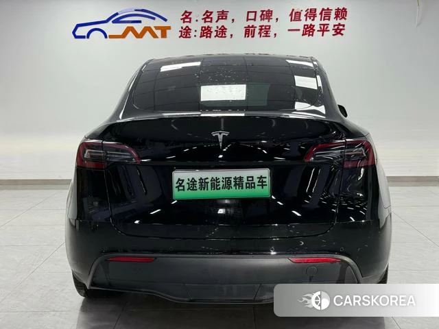 Tesla Model Y 2023 Черный из Китая, фото 6