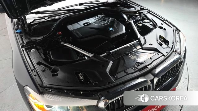 BMW 5 Series (G30) id 3879396 из Кореи 16