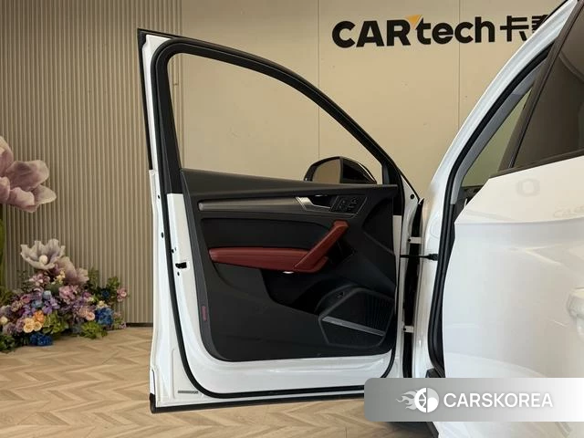 Audi Q5L id 4276051 из Китая 22