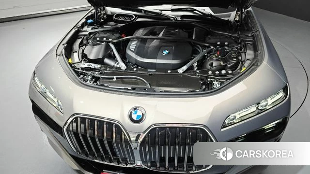 BMW 7 Series (G70) id 4194099 из Кореи 16