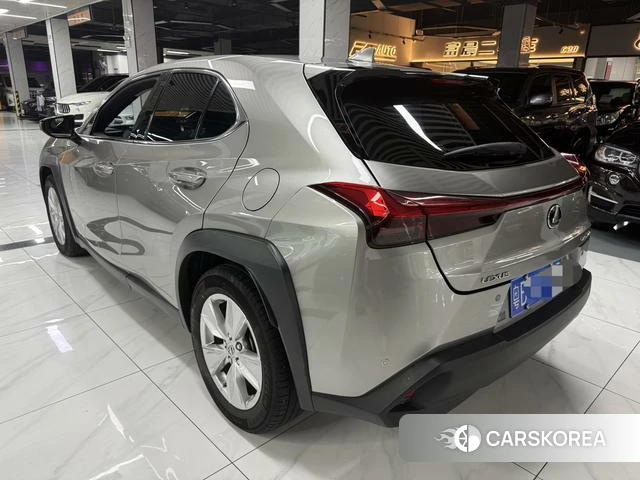 Lexus UX 2021 Серебристо-серый из Китая, фото 6