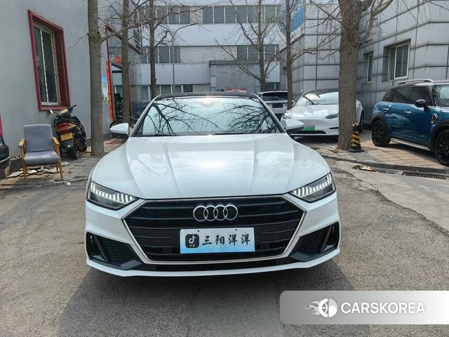 Audi A7 2021 Белый из Китая, фото 6