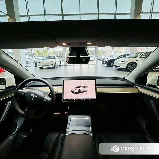 Tesla Model Y 2023 Белый из Китая, фото 6