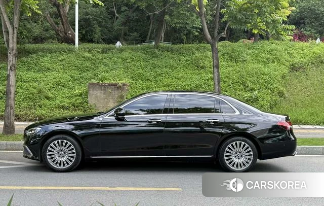 Mercedes-Benz E-class id 4321425 из Китая 9