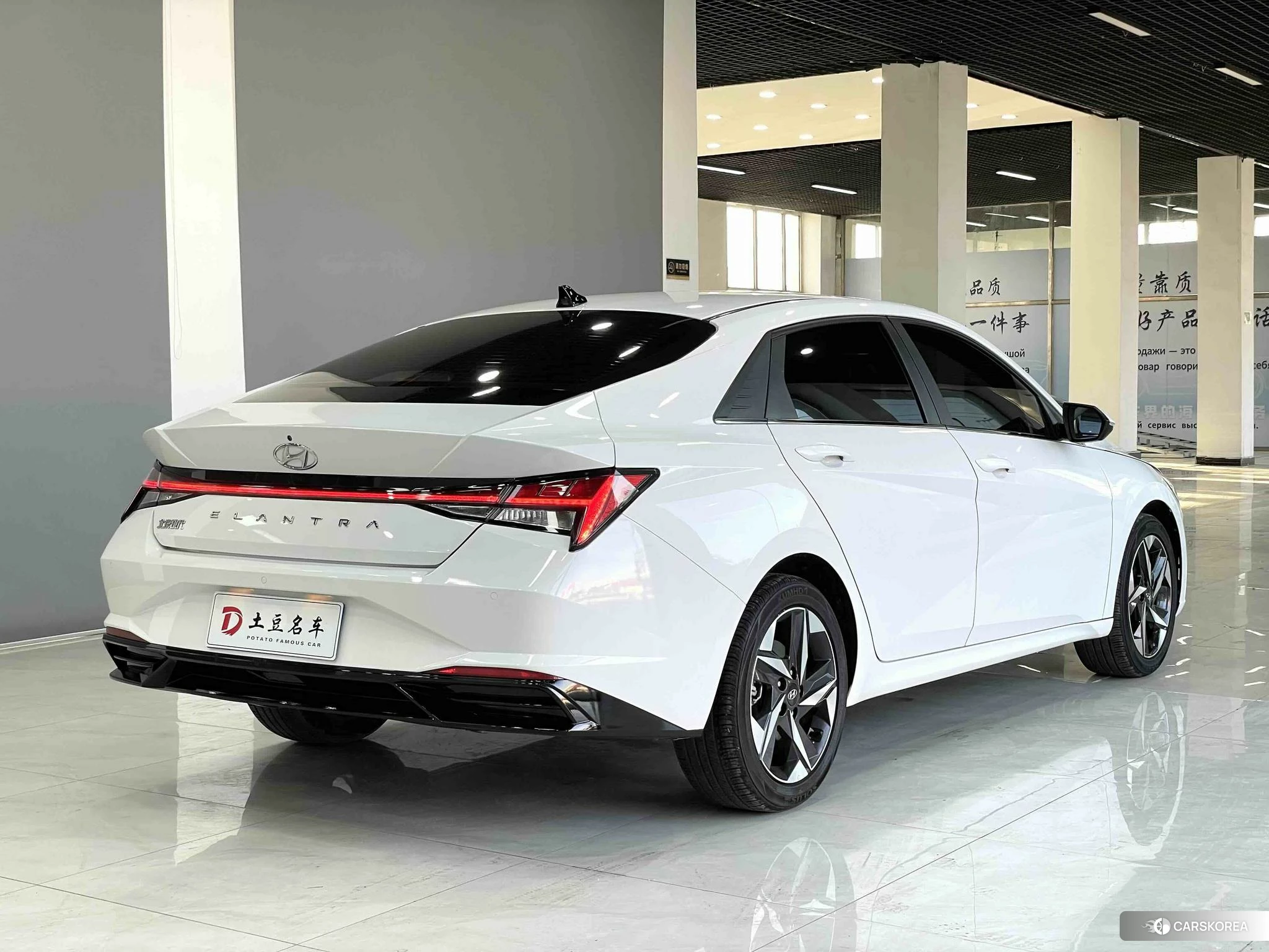 Hyundai Elantra id 4504893 из Китая 15