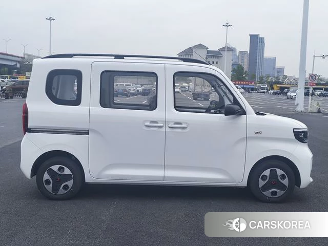 Wuling Automobile Wuling Light EV id 4236583 из Китая 13