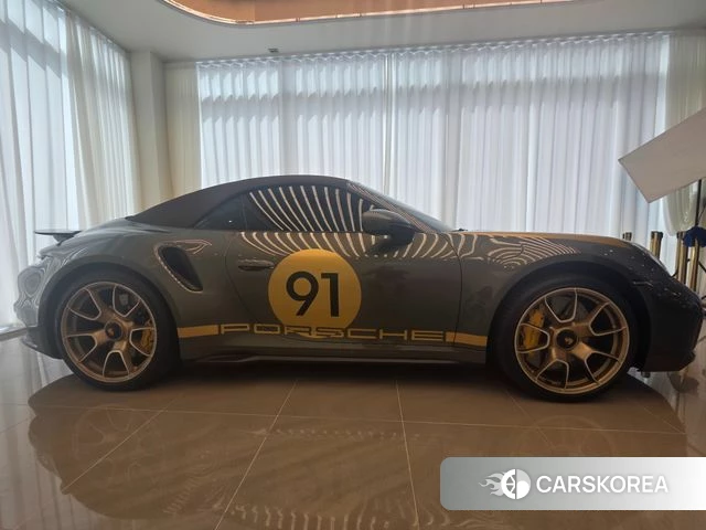 Porsche 911(992) id 4740179 из Кореи 16