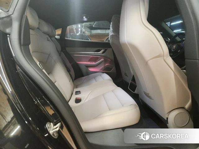 Porsche Taycan id 3786040 из Кореи 16