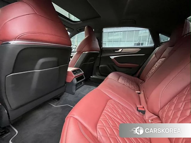 Audi A7L 2026 Черный из Китая, фото 6