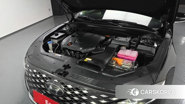 Hyundai The New Grandeur IG Hybrid id 4195539 из Кореи 28