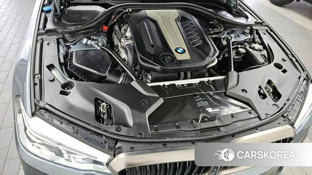 BMW 5 Series (G30) id 3966332 из Кореи 16