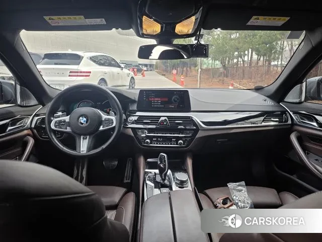 BMW 5 Series (G30) id 3723703 из Кореи 9