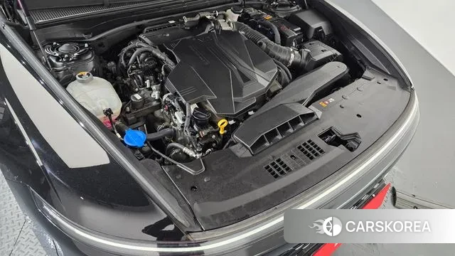 Hyundai Grandeur (GN7) id 3426819 из Кореи 16