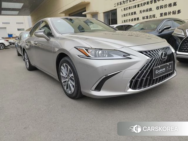 Lexus ES id 4321062 из Китая 18