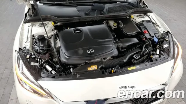 Infiniti Q30 id 2520949 из Кореи 16