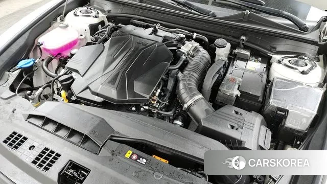 Hyundai Grandeur (GN7) id 3619708 из Кореи 16