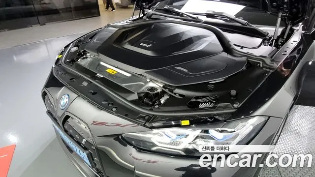 BMW i4 id 2720265 из Кореи 16